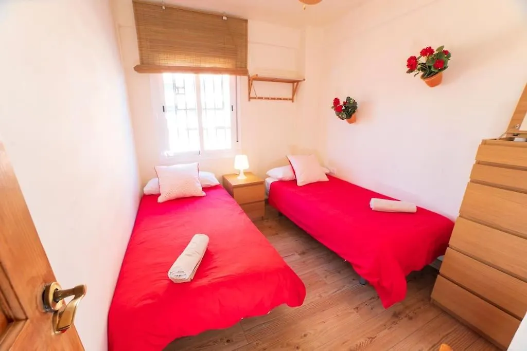 Apartment 3 Bedrooms City Center And Beach Malaga